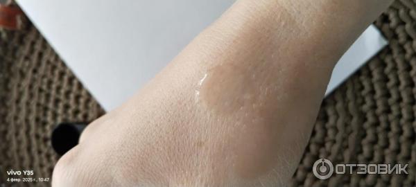 капля на руке