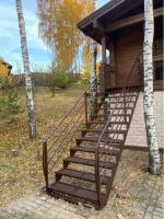 Студия лестниц в дом Профметстрой (Россия, Троицк) фото