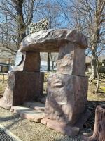 Дольмен в Джубге (Россия, Краснодарский край) фото