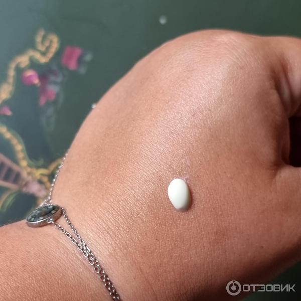 Легкий солнцезащитный флюид для лица La Roche-Posay Anthelios Uvair SPF50PA фото