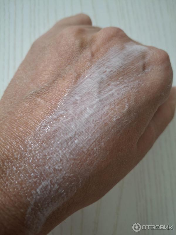 Легкий солнцезащитный флюид для лица La Roche-Posay Anthelios Uvair SPF50PA фото
