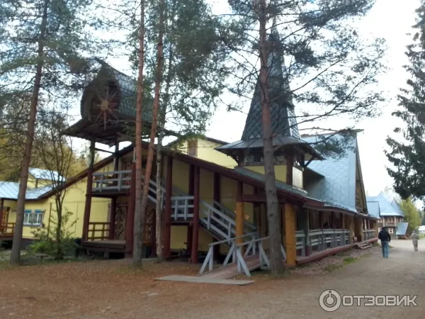 Сказочная тропа Лукоморье (Россия, Верхние Мандроги) фото