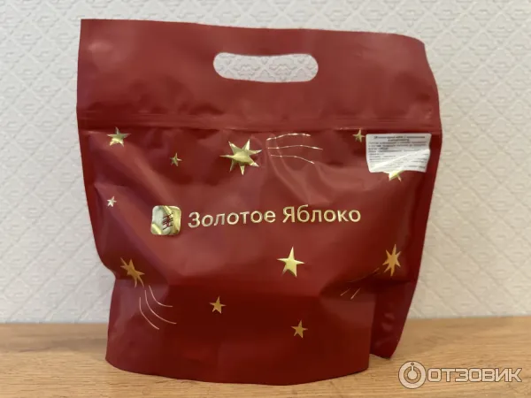 Подарочный бокс с косметикой Золотое яблоко Новогодний фото