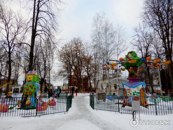 Городской сквер (Россия, Рыбинск) фото