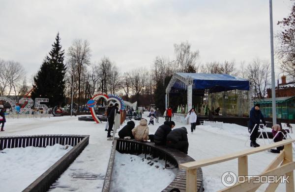 Городской сквер (Россия, Рыбинск) фото