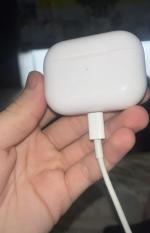 Наушники Apple AirPods 4 фото