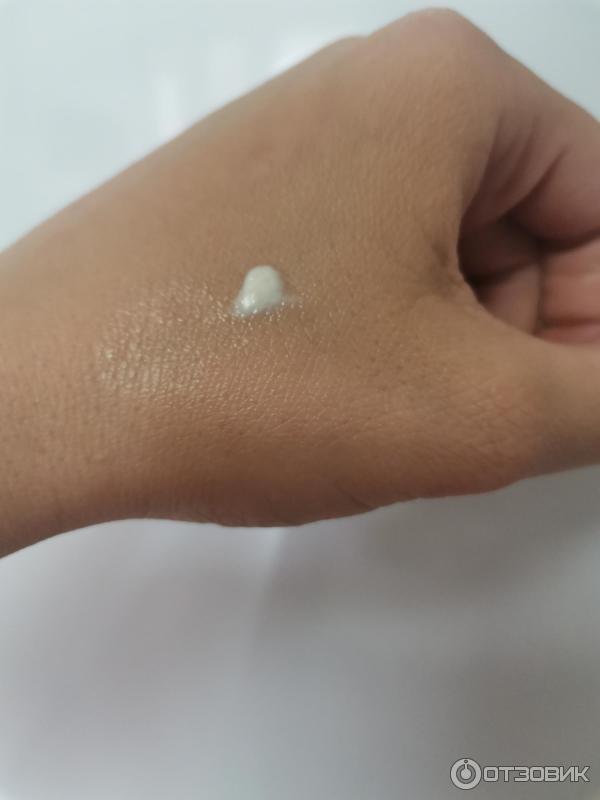 ANTHELIOS UVAIR ЛЕГКИЙ СОЛНЦЕЗАЩИТНЫЙ ФЛЮИД ДЛЯ ЛИЦА SPF50  PA фото