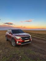 Автомобиль Kia Seltos кроссовер фото