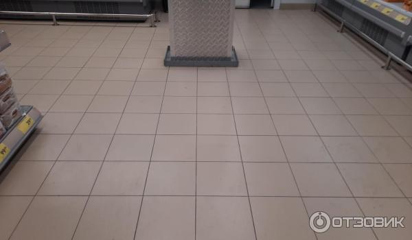 Сеть дискаунтеров Чижик (Россия) фото