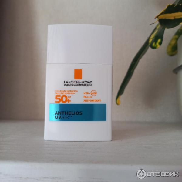Легкий солнцезащитный флюид для лица La Roche-Posay Anthelios Uvair SPF50PA фото