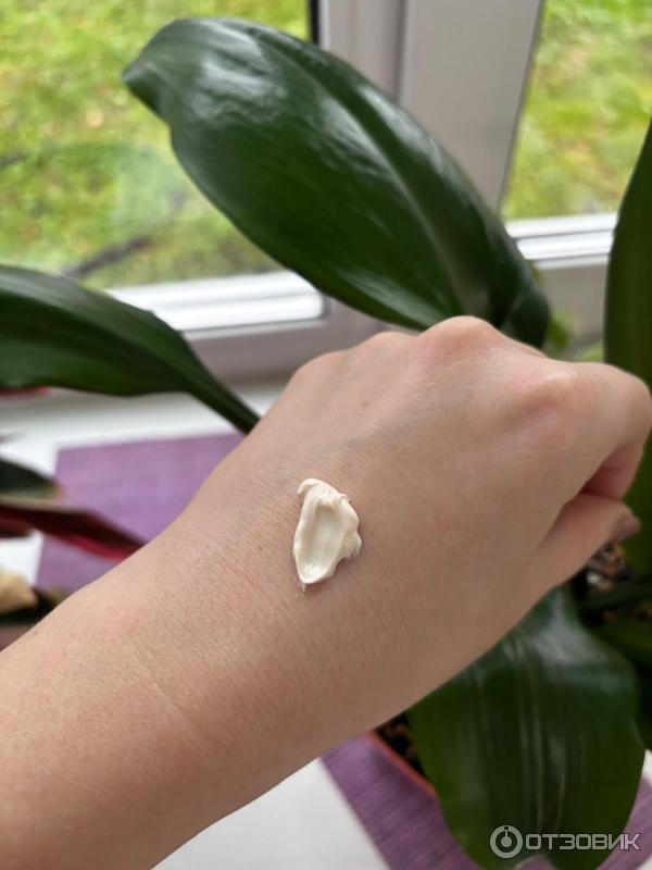 Дневной крем против пигментации Vichy Collagen SPF 50 с витамином B3 фото